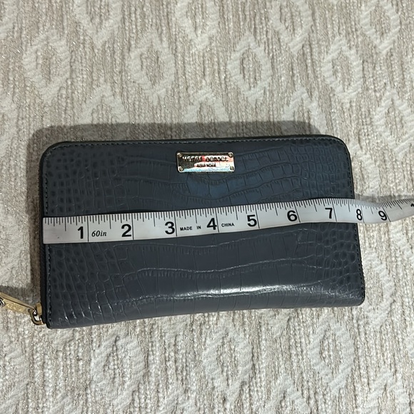 Henri Bendel Grey Croc Embossed Leather Zip Around Wallet - Picture 14 of 16